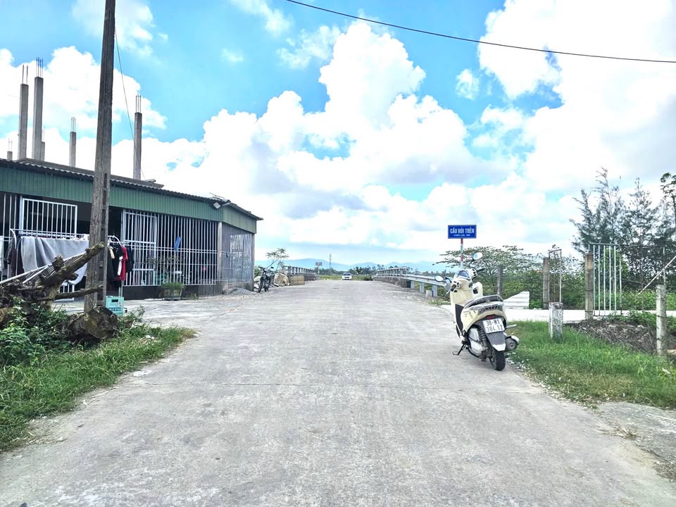 Bán lô đất thôn Tân Hòa, xã Tân Lâm Hương, 327m² giá 3.3 tỷ - Tiềm năng tăng giá tốt!