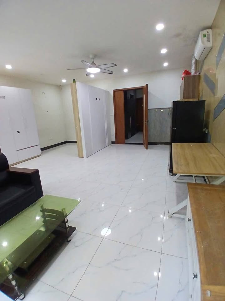 Cho thuê Studio full đồ mặt đường Lê Trọng Tấn, An Khánh - 4.5 triệu/tháng