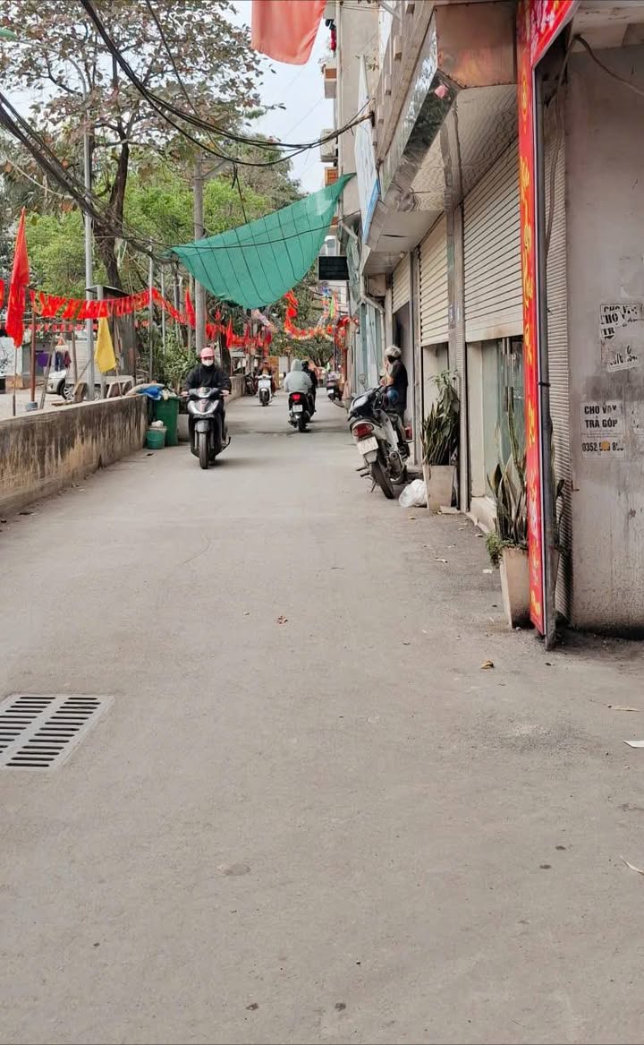 Đất nền phường Xuân Phương 50m² giá 8 tỷ - Gần Đại Lộ Thăng Long, ô tô vào tận nơi!