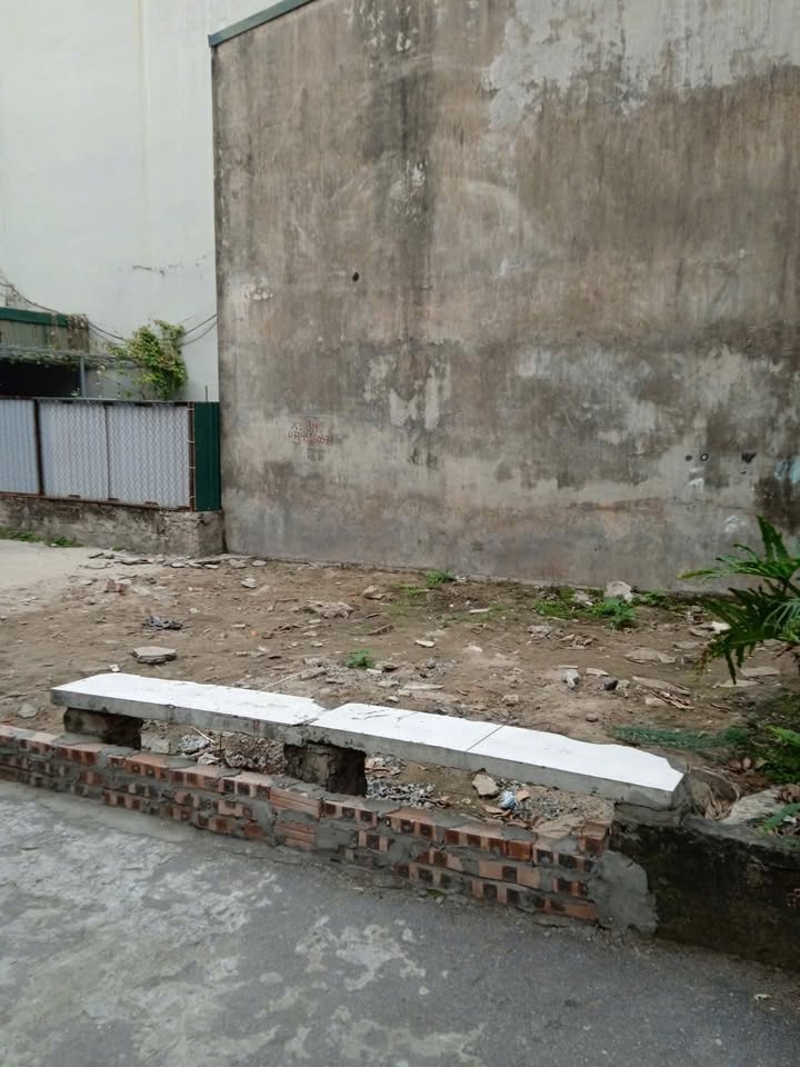 Đất Lô Góc Miêu Nha 41m² - Cạnh Vinhomes Smart City, Giá 5.68 Tỷ