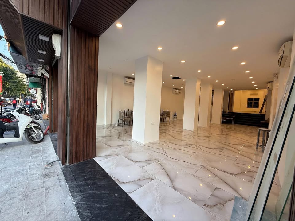 Văn phòng Giảng Võ Đống Đa 150m² 60 triệu - Vị trí trung tâm!