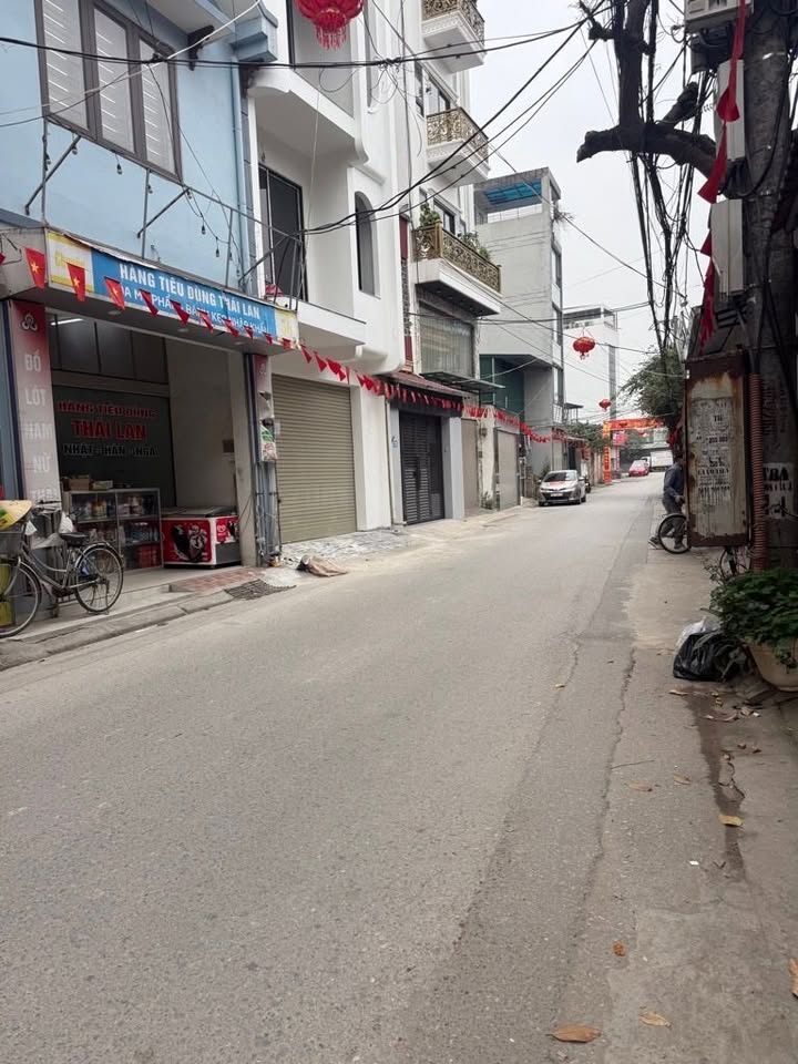 Đất đấu giá Thạch Bàn 80m² giá 13.2 tỷ - Vị trí đẹp, ô tô tránh nhau!