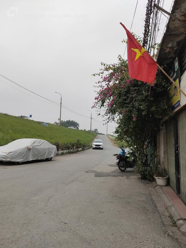 Nhà phân lô Đường Bát Khối, Long Biên 31m² giá 5.5 tỷ - Thiết kế hiện đại, ở ngay!