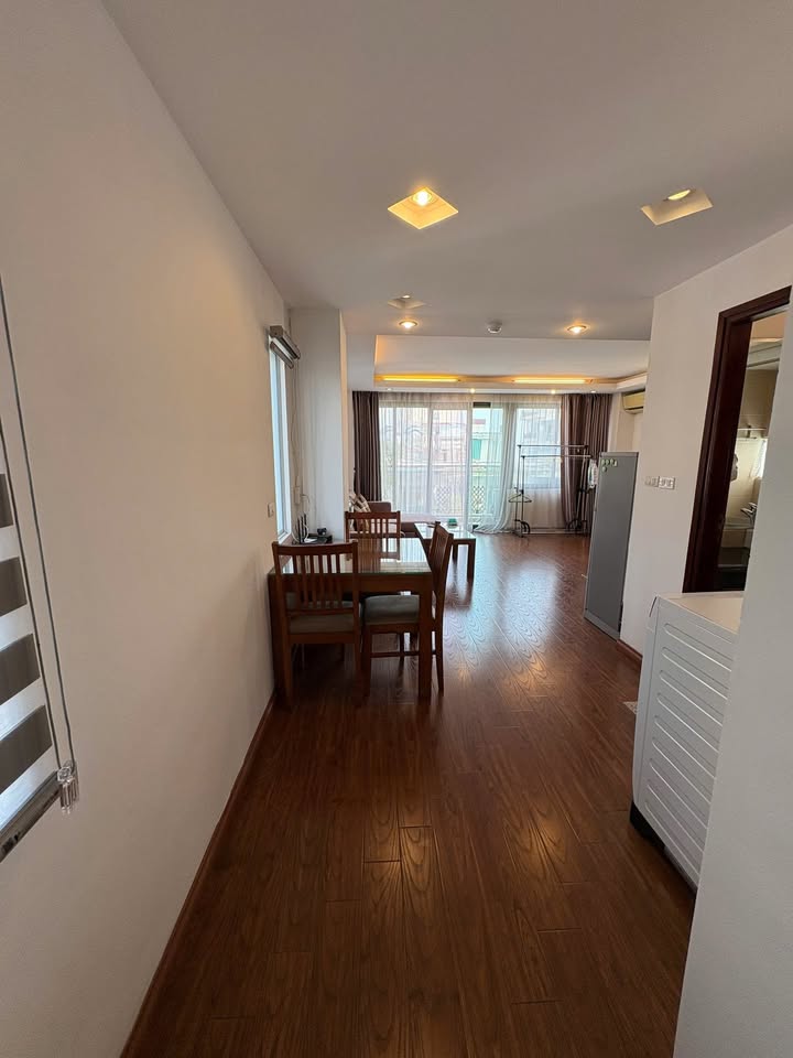 Căn hộ Trương Hán Siêu Hoàn Kiếm 75m² - Ô tô đỗ cửa, Full nội thất!