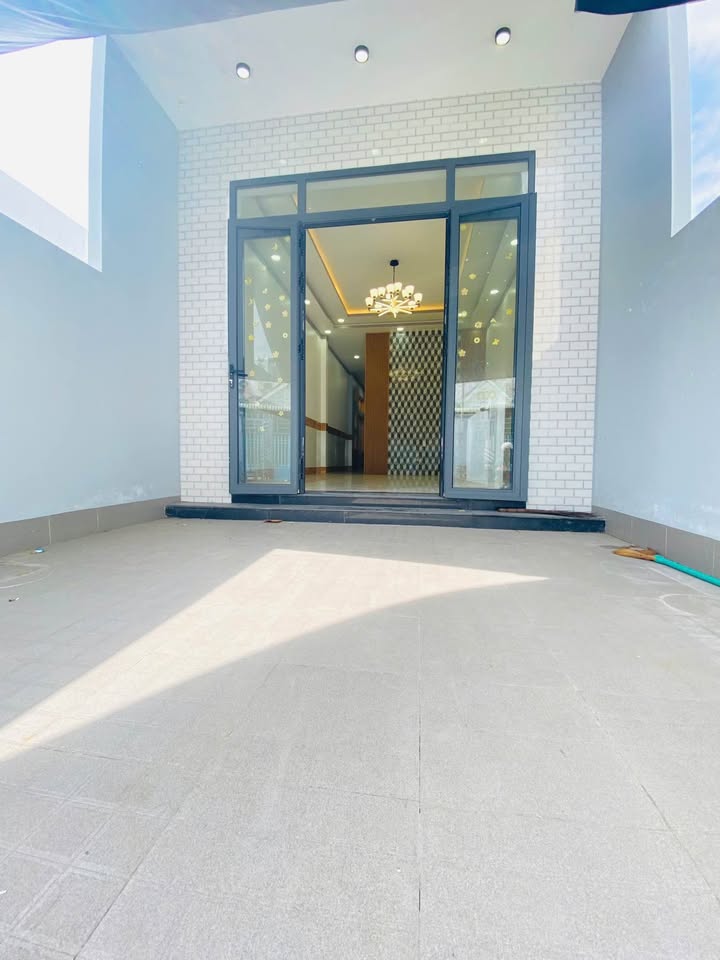 Nhà hẻm ô tô 333 Đường Phú Lợi, 168m² giá 1.89 tỷ - Sẵn sàng ở ngay!