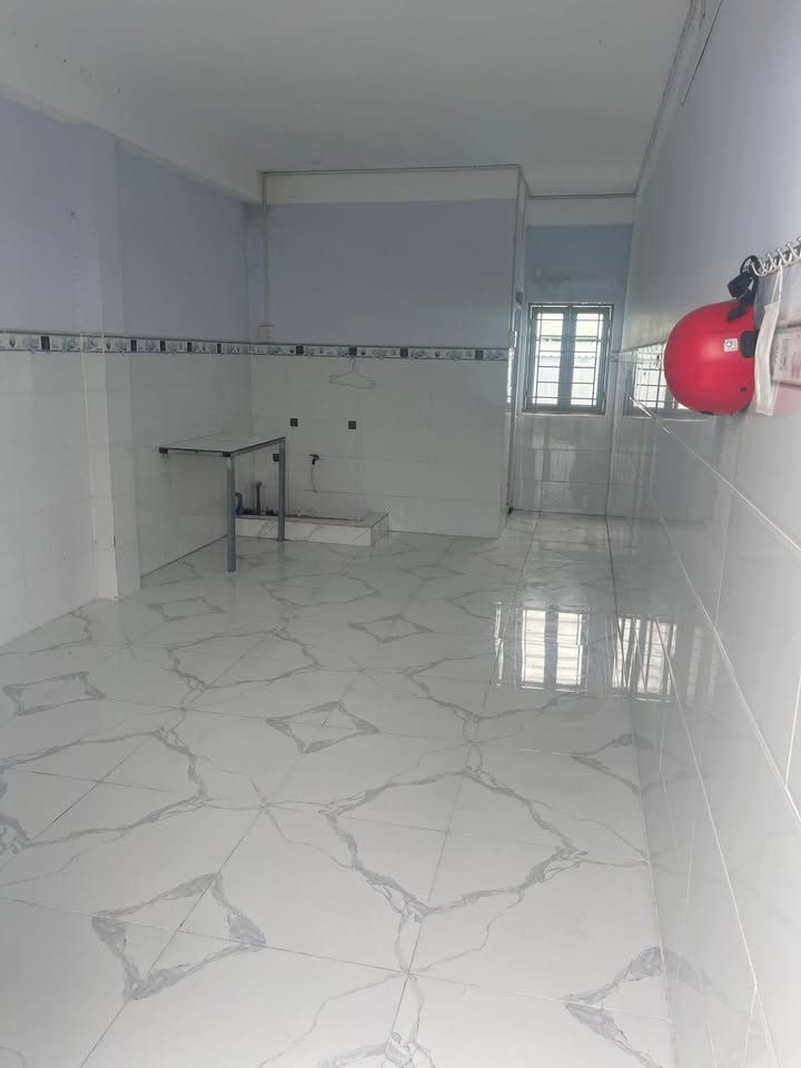 Phòng Trọ Rộng Rãi 28m² - KDC Tân Đức, Đức Hòa - Giá 1.7 Triệu/Tháng