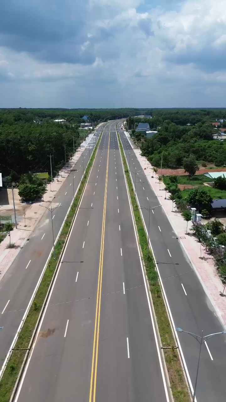 Đất Mặt Tiền Đường Tuyến 3 Đồng Phú - Sổ Đỏ 100m² TC - Giá 1.6 Tỷ