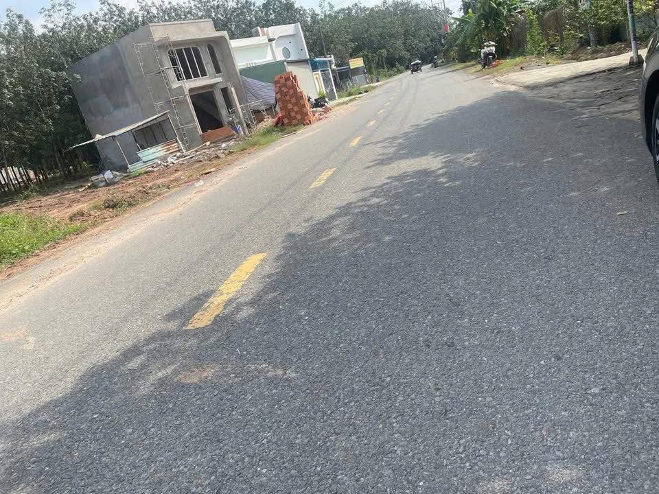 Đất nền Bến Cát 140m² giá 1.7 tỷ - Sổ đỏ chính chủ bán gấp!