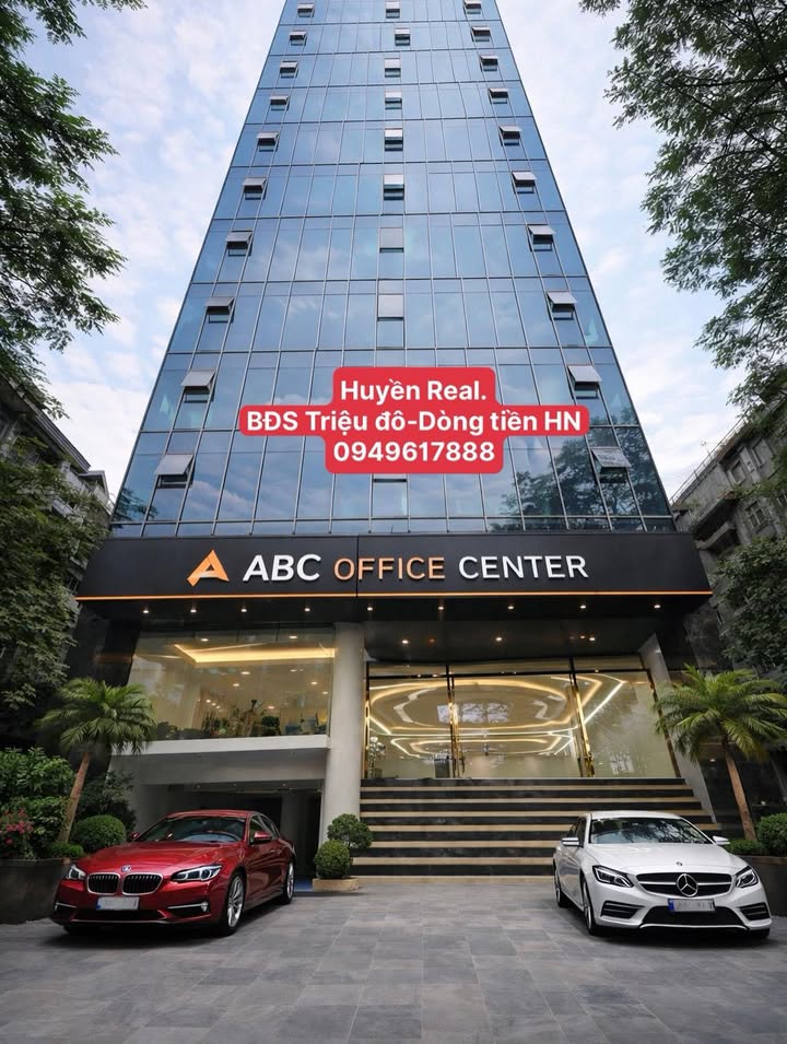 Building mặt phố Cầu Giấy 382m² giá thỏa thuận - Dòng tiền 13.2 tỷ/năm