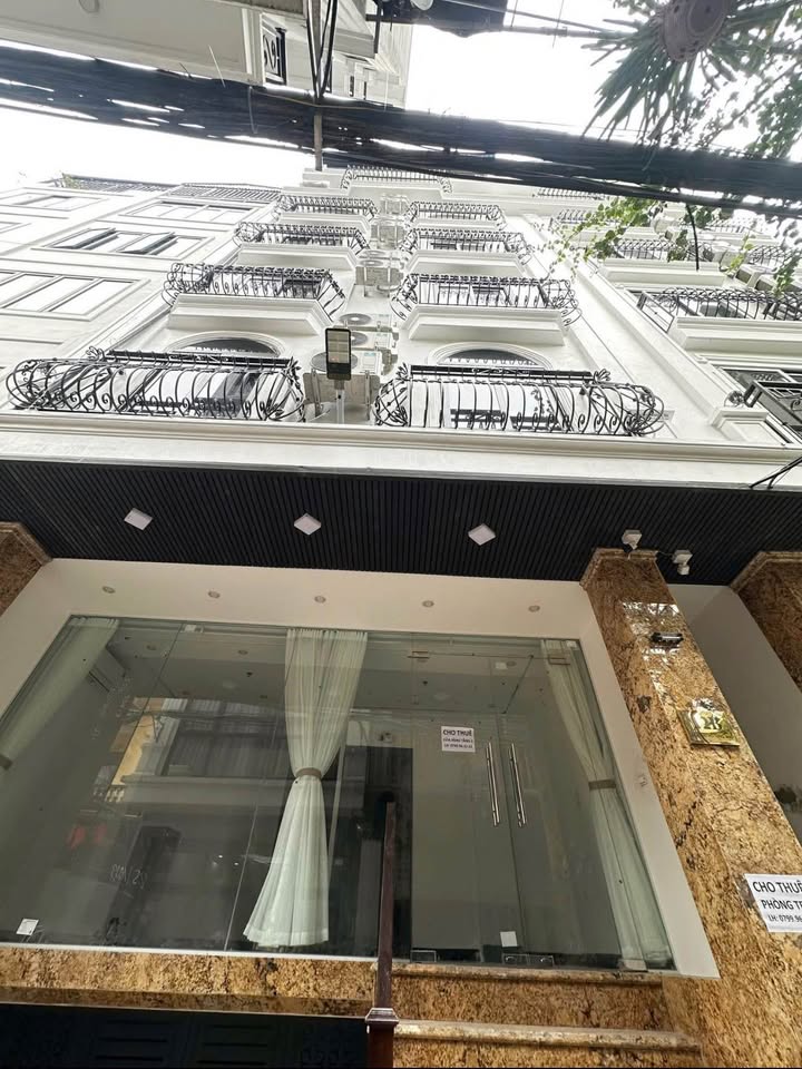 Tòa CHDV Hồ Tùng Mậu 82m² doanh thu 200 triệu - Đầu tư sinh lời