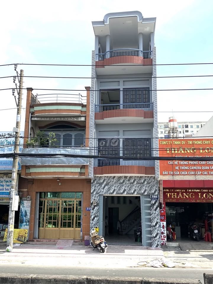 Nhà mặt tiền Âu Cơ Q11 37m² 8.2 tỷ - Kinh doanh đỉnh