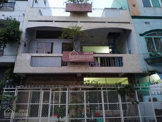 Bán nhà Quận 11 đường Lạc Long Quân 110m² giá 9.35 tỷ - Vị trí đẹp!