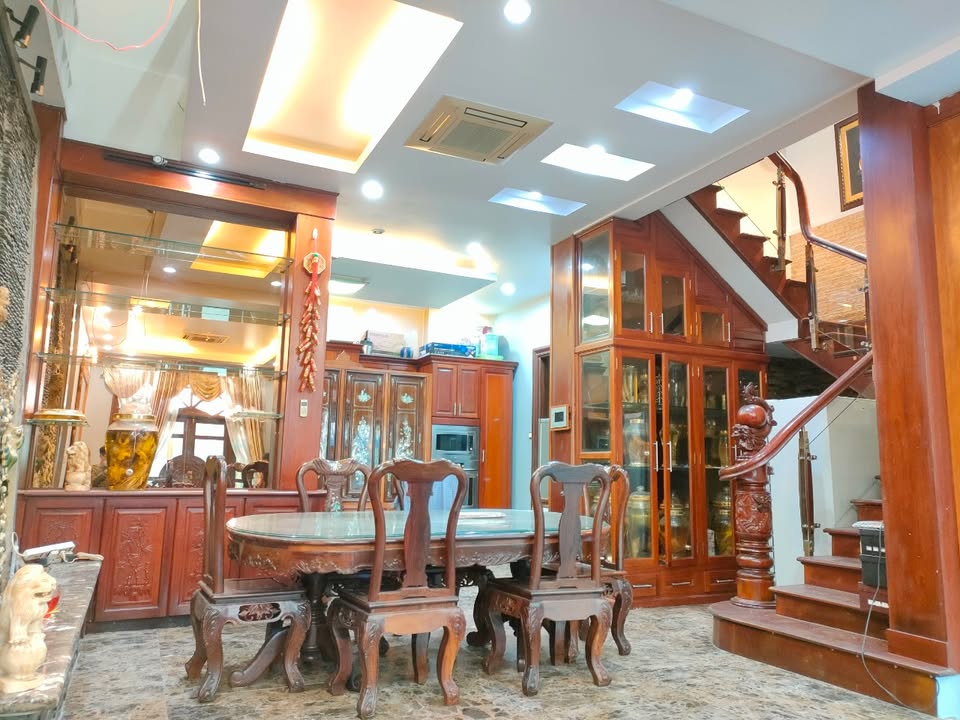 Nhà 5 Tấm Mặt Tiền Hòa Bình P5, Q11 - 100m², 17 Tỷ TL