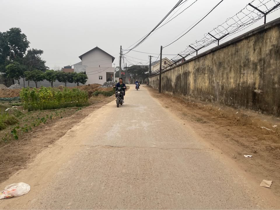 Đất thổ cư Phường Ba Hàng 176m² giá 2.3 tỷ - Tiện ích đầy đủ ngay gần!