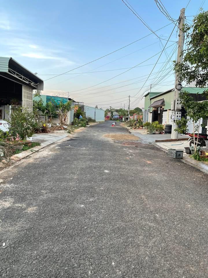 Đất nền Huyện Chư Sê, Gia Lai 150m² - Giá chỉ 980 triệu, cơ hội đầu tư tốt!