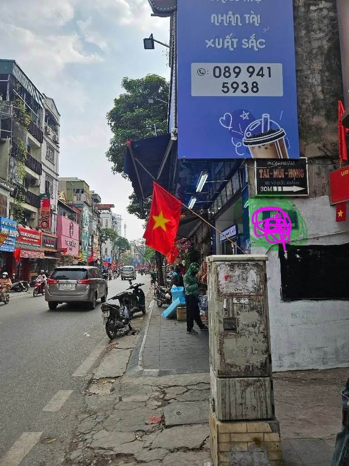 Nhà 3 tầng trung tâm Hai Bà Trưng 27m² giá 500 triệu - Sổ đỏ chính chủ!