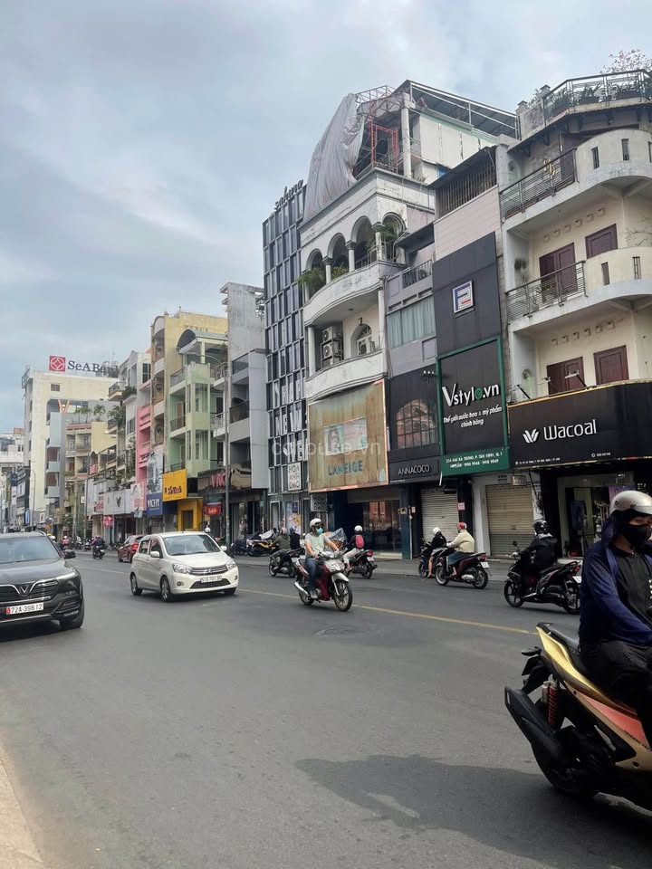 Mặt tiền đường Hai Bà Trưng, Quận 1, 80m² - Giá tốt 46 tỷ!