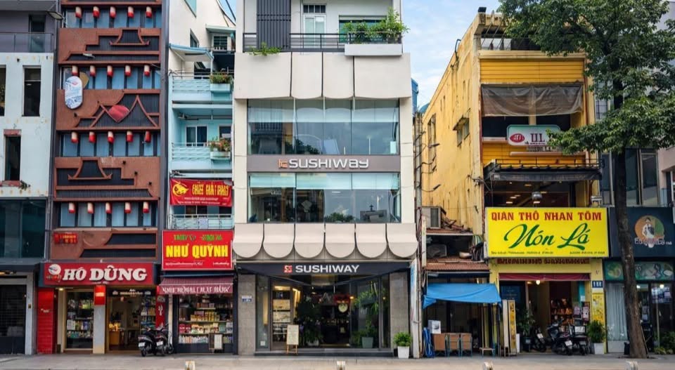 Nhà Phố Nguyễn Tri Phương, Q10 99.2m² 77 tỷ - Mặt tiền kinh doanh