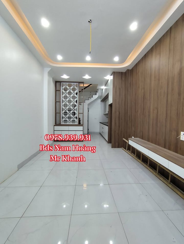 Nhà 30m² tại Phường Yên Nghĩa, Quận Hà Đông - Chỉ 2.8 Tỷ - Đầu tư sinh lời!