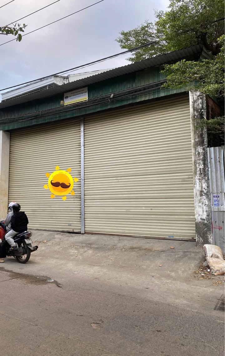 Thuê Mặt Bằng Nha Trang 230m² Giá 12 Triệu - Mặt Tiền Kinh Doanh!