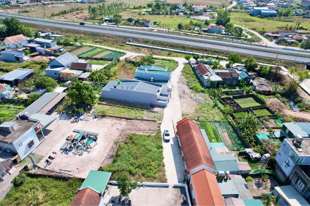 Đất nền Hồng Kỳ Móng Cái 168m² giá 1.3 tỷ - Sổ đỏ chính chủ!