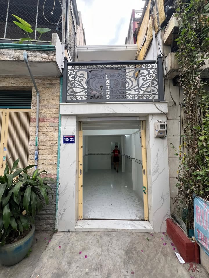 Nhà Dương Tự Quán Bình Tân 21m² - Hẻm Ô tô vào tận nhà!