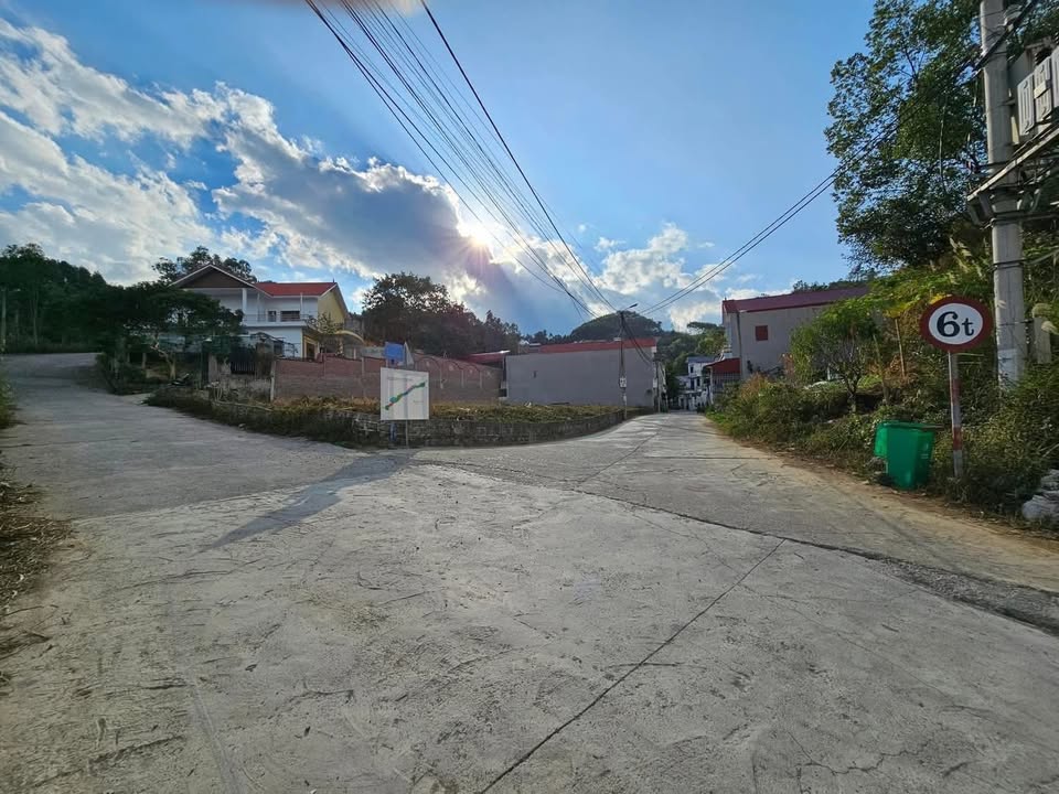 Đất nền Mai Pha, Lạng Sơn 60m² hơn 1 tỷ - Đường to ô tô