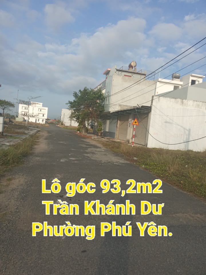 Đất nền Buôn Ma Thuột 93m² giá 3.6 tỷ - Lô góc 2 mặt tiền cực đẹp