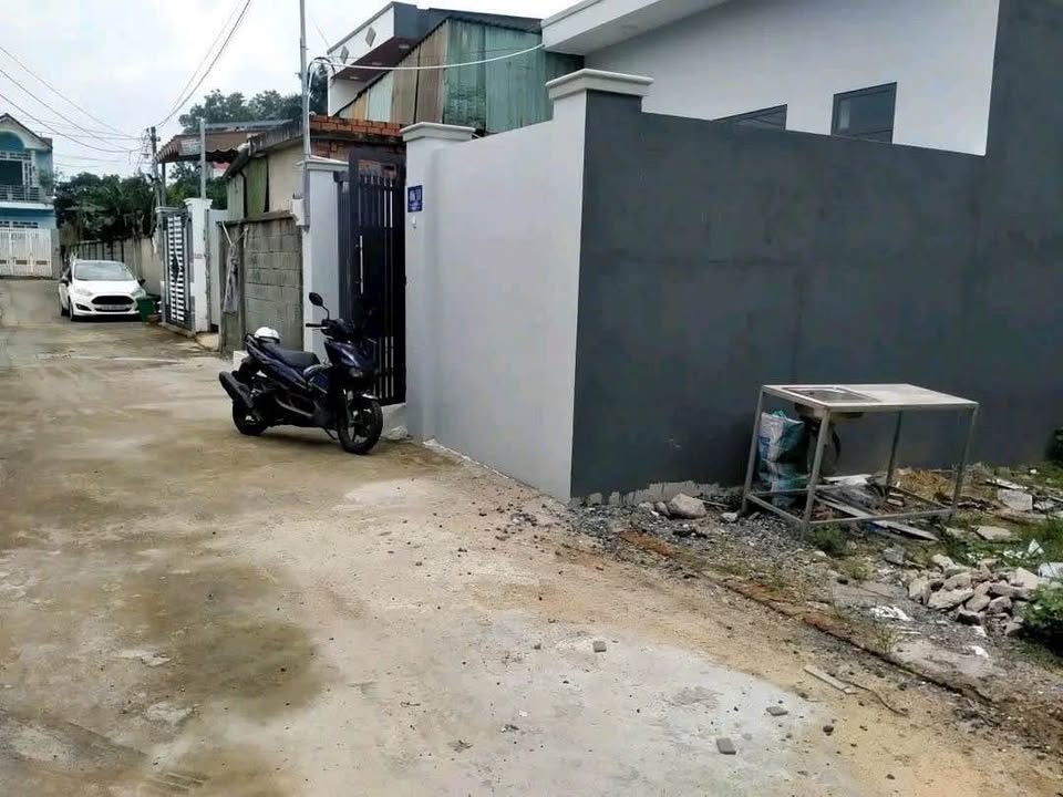 Đất Tân Hiệp Hóc Môn 114m² 2.95 tỷ - Sổ hồng riêng đường xe hơi