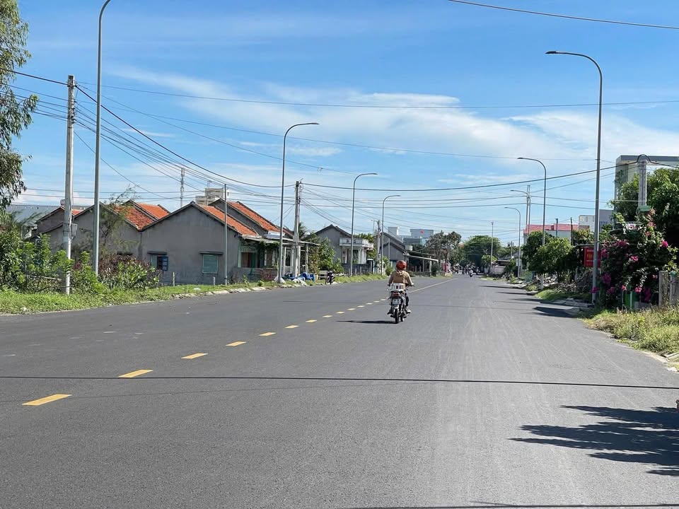 Đất Mặt Tiền Lư Giang - Đông Hòa, Phú Yên - 160m² - Giá 2.45 Tỷ