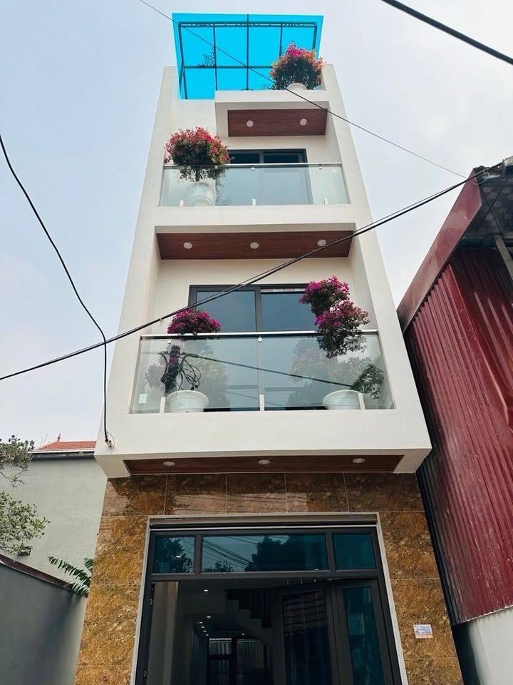 Nhà Đan Phượng 50m² - 4 Tầng, Ô Tô Tránh, Kinh Doanh Đỉnh - Hơn 4 Tỷ