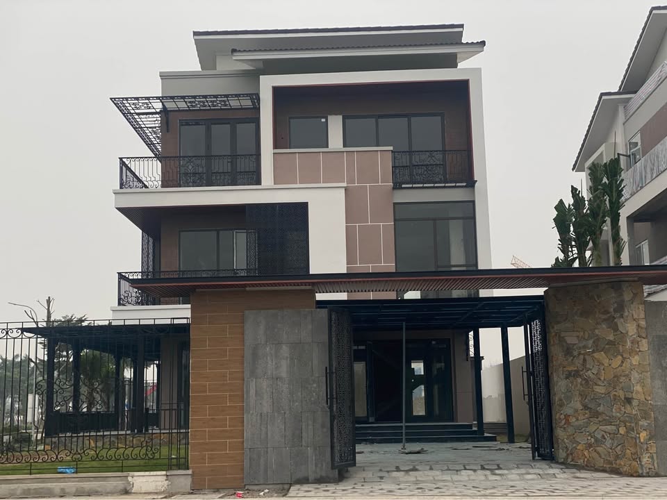 Biệt thự Centa Riverside Từ Sơn 362m² giá 32 tỷ - Đơn lập góc độc bản!