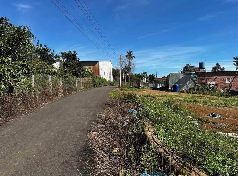 Đất nền Phường 1 Bảo Lộc 180m² giá 870 triệu - Sổ hồng sẵn!