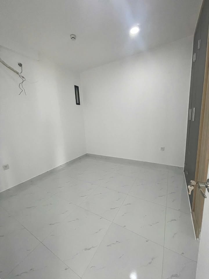 Thuê chung cư Tân Bình 54m² 2PN giá 8 triệu - Sẵn sàng vào ở!