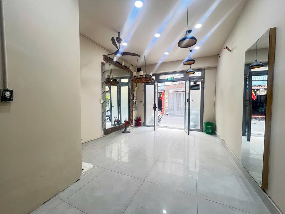 Cho thuê Mặt bằng kinh doanh Nguyễn Thái Bình, Q1 - 40m²