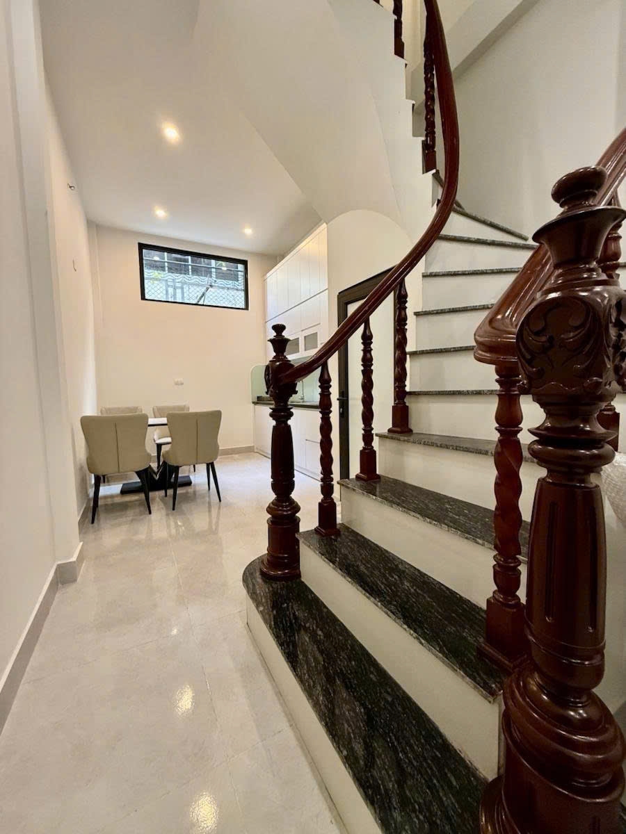 Nhà Thái Hà 25m² x 4 Tầng - Sổ Hồng Riêng, Giá 10.5 Tỷ