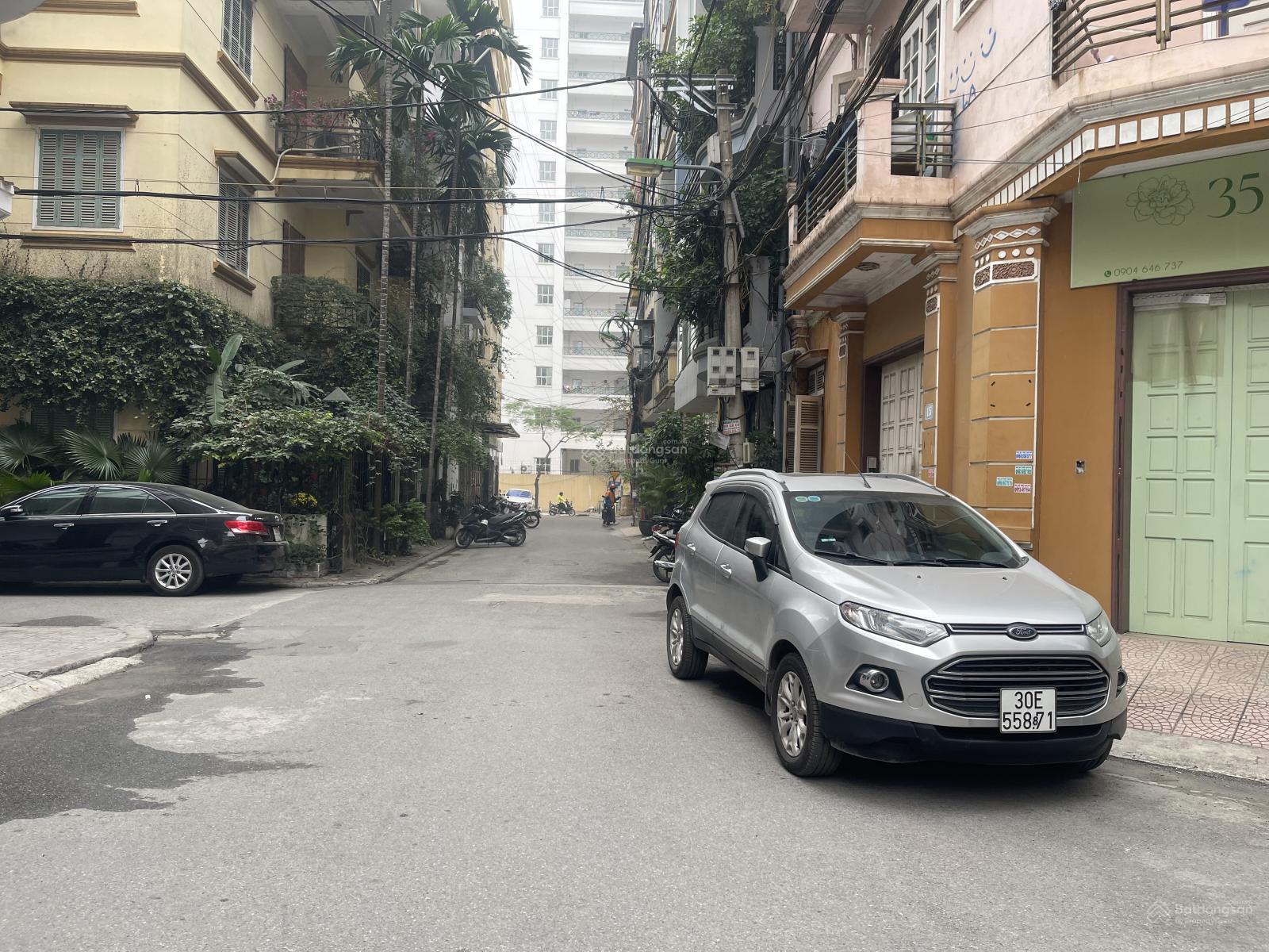 Nhà nguyên căn Phạm Tuấn Tài 51m² - Vị trí đắc địa, ô tô đỗ cửa!