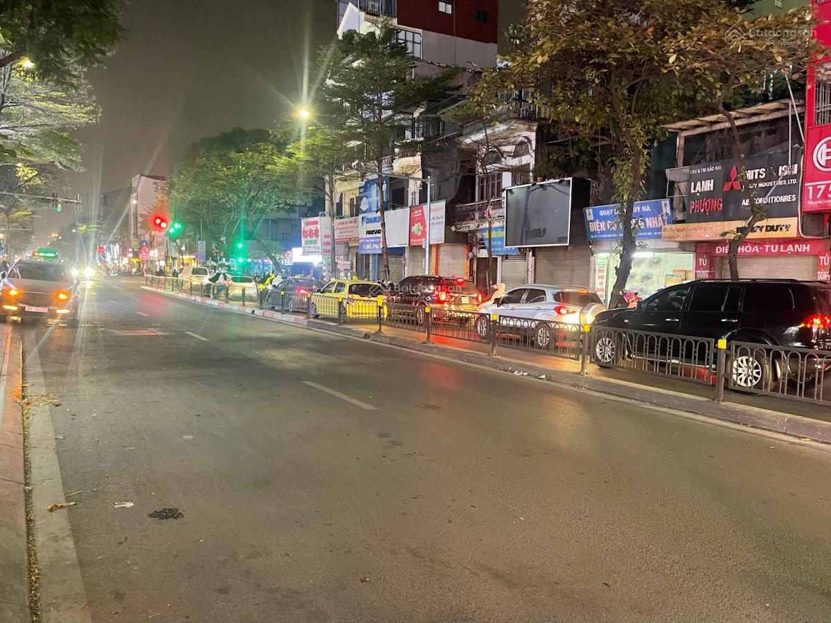 Nhà Mặt Phố Nguyễn Lương Bằng 450m² - Kinh Doanh Sầm Uất, Giá 140 Triệu