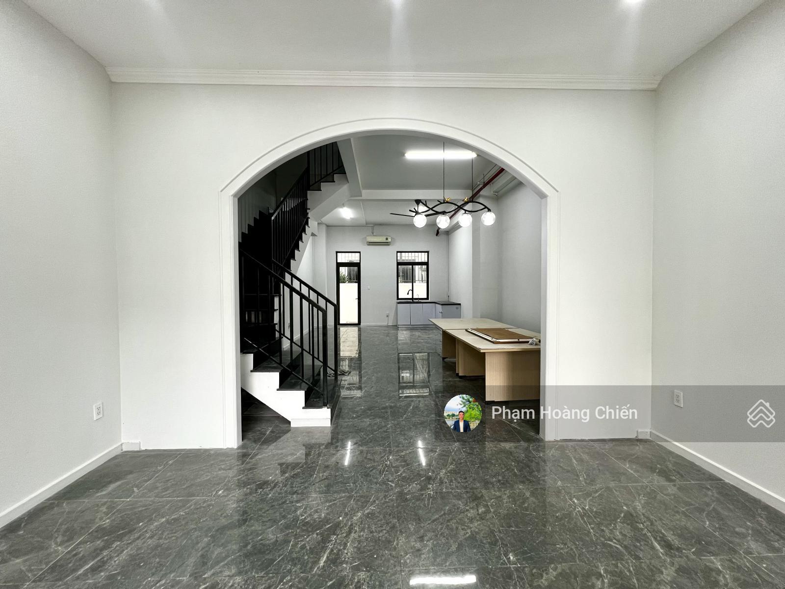 Cho thuê nhà phố Lakeview City 100m² giá 27 triệu - Vị trí đẹp view hồ!