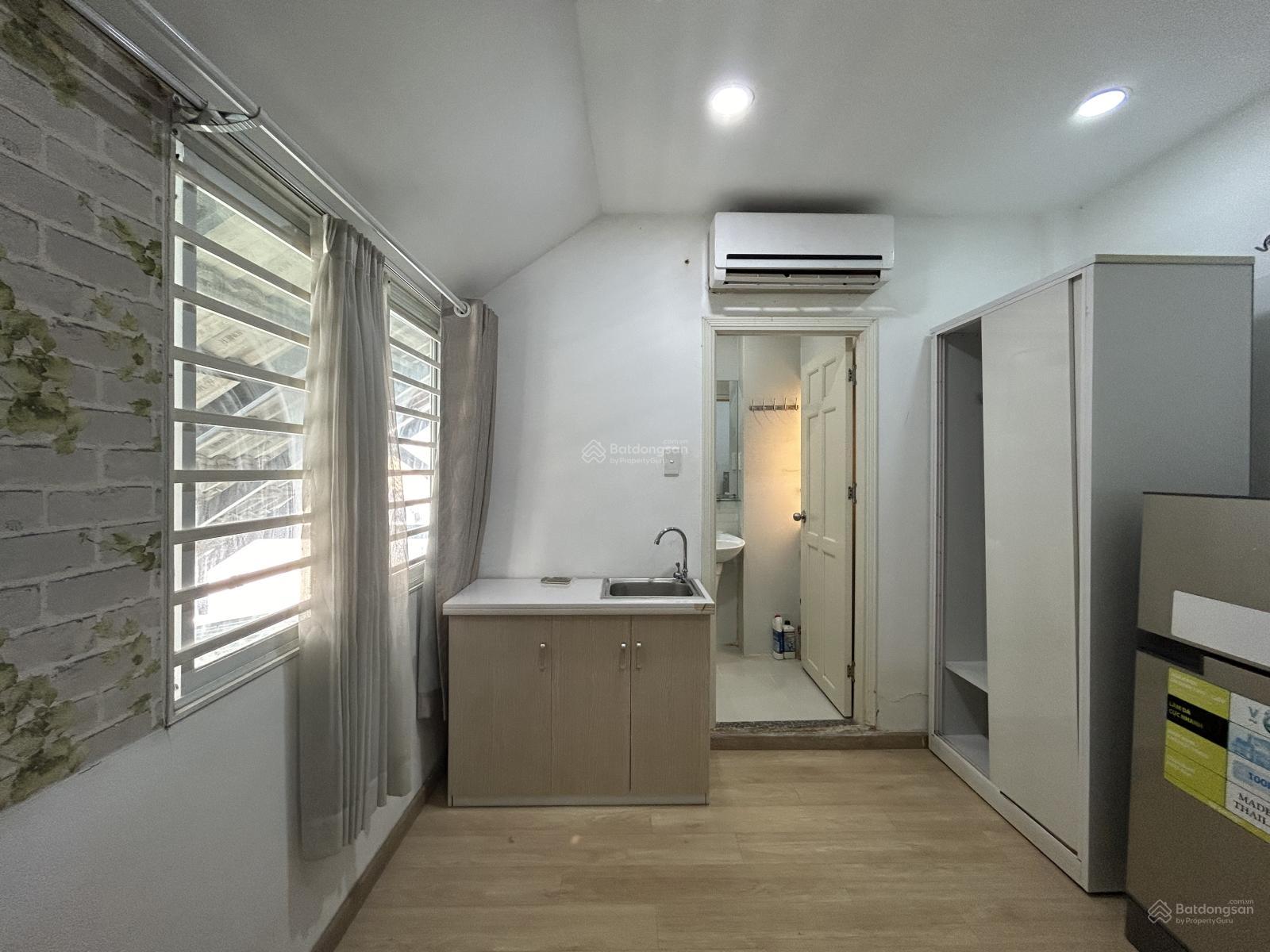 Studio Cửa Sổ 10m² Trần Đình Xu Q1 - 3.4 Triệu/Tháng - Sẵn Sàng Ở Ngay