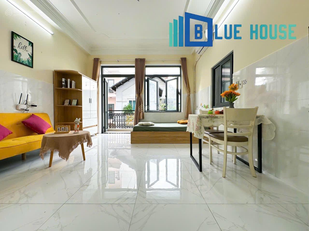 Cho thuê căn hộ 45m² Thích Quảng Đức, Phú Nhuận - Tách bếp, ban công rộng