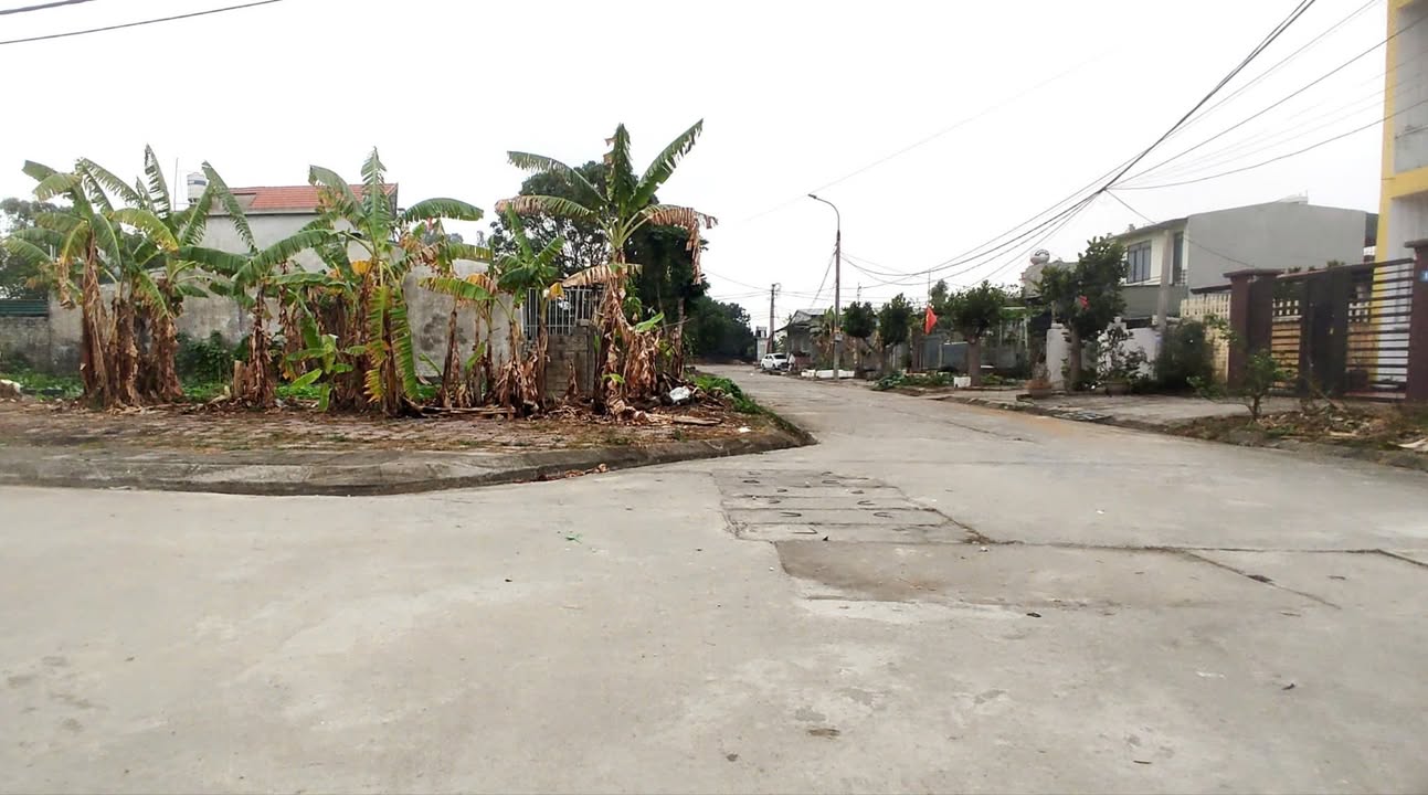 Đất Lô Góc 100m² Thanh Sơn, Uông Bí - Gần Chùa Ba Vàng, Giá Hơn 1.1 Tỷ