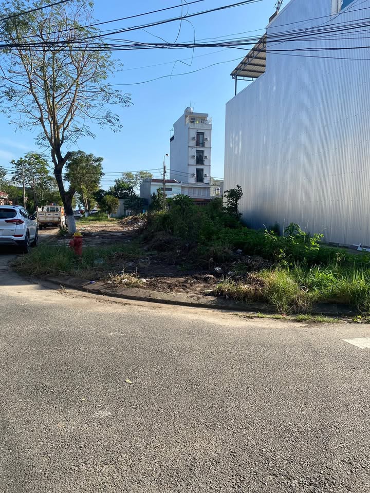 Bán Đất Lô Góc Dương Thạc Sơn Trà - 111.6m² - Ngay Dưới Chân Núi