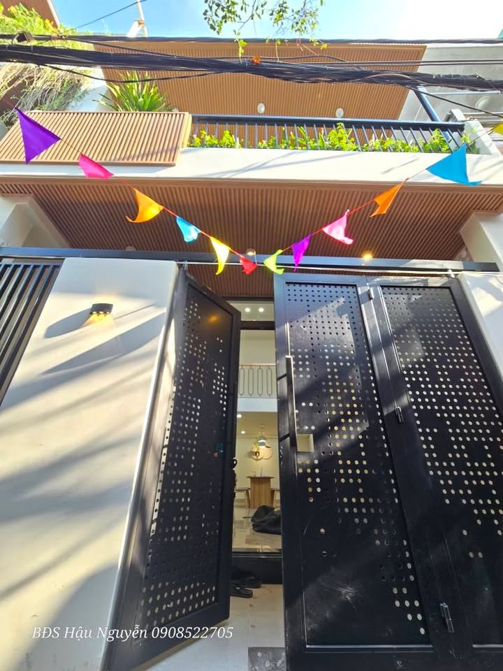 Nhà 70m² Lê Độ, Thanh Khê - 3PN, Sổ Hồng Vuông Vức, Giá 5 Tỷ