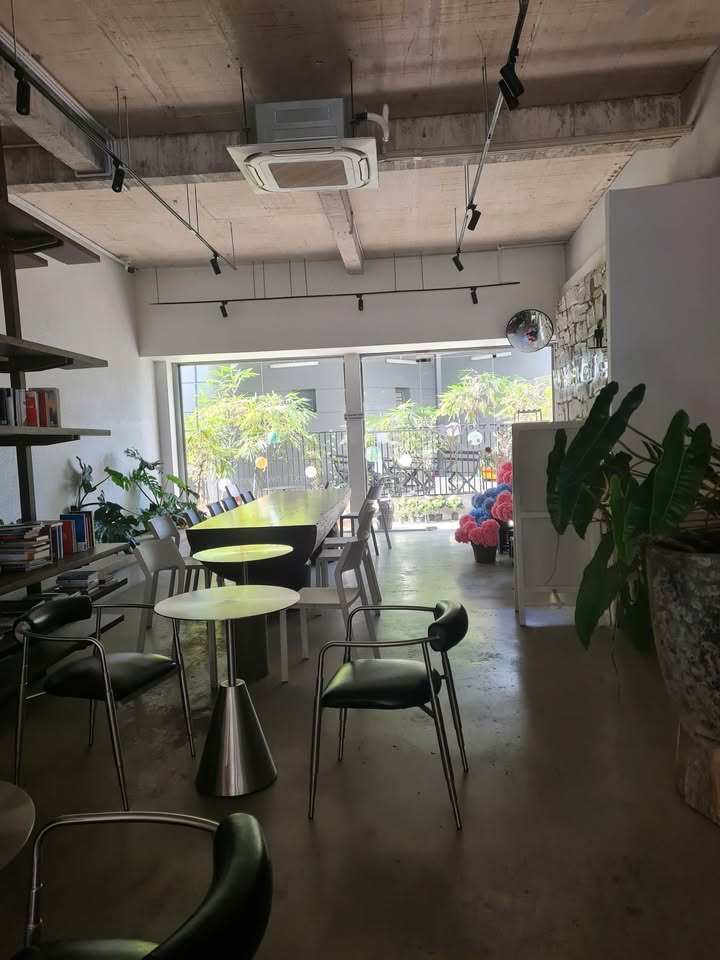 Nhà Mặt Tiền Kinh Doanh Triệu Quang Phục, Long Xuyên - 214m² Sẵn Sàng Khai Thác