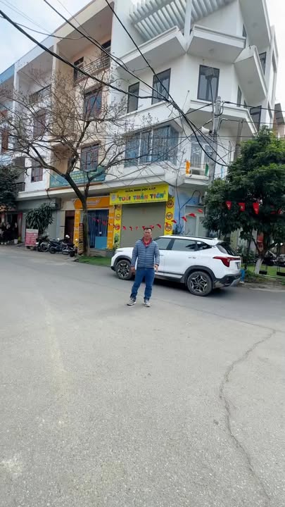 Nhà Phố Lô Góc 4 Tầng Trung Tâm Thuận Thành - 400m² - 13 Tỷ