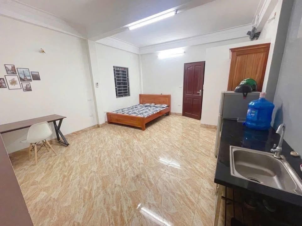 Nhà Cho Thuê Nguyễn Khoái 3 Triệu/Tháng - Full Nội Thất, Ban Công Thoáng