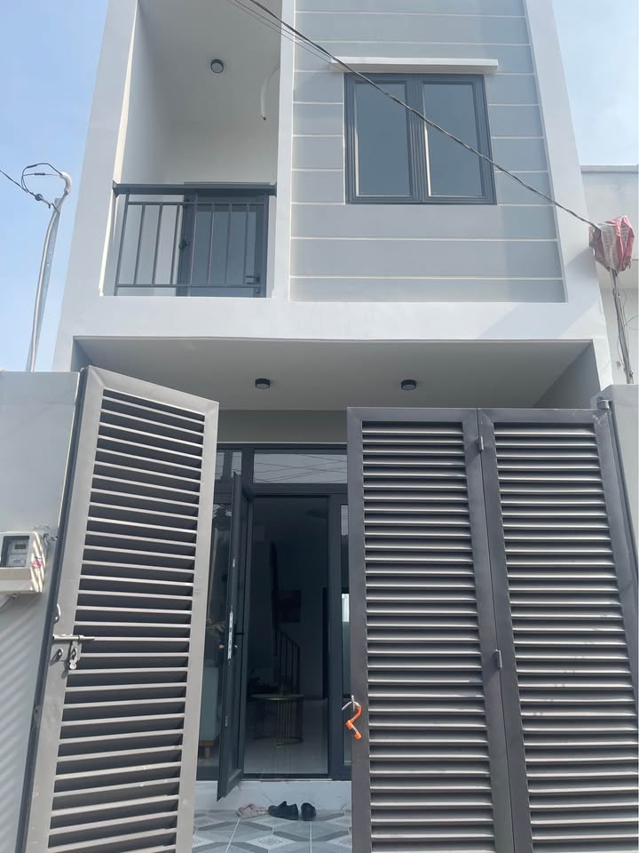 Nhà Hẻm Xe Hơi Phú Hữu, TP Thủ Đức 54m² - Sẵn sàng ở ngay!