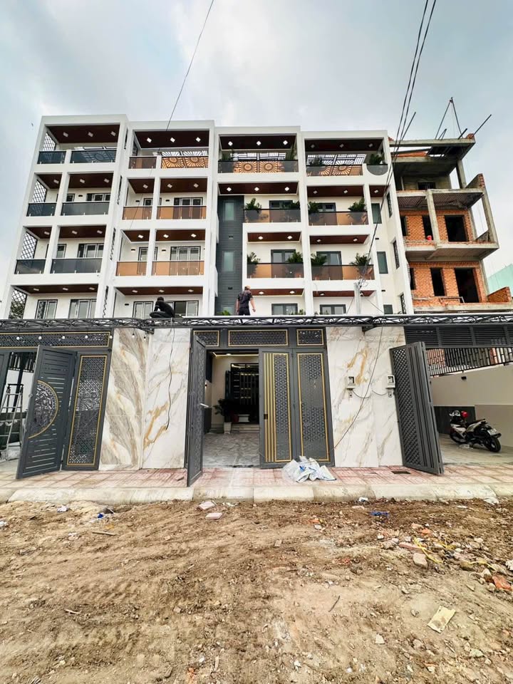 Nhà riêng Quận 12 90m² - Ô tô vào tận nhà, full nội thất!