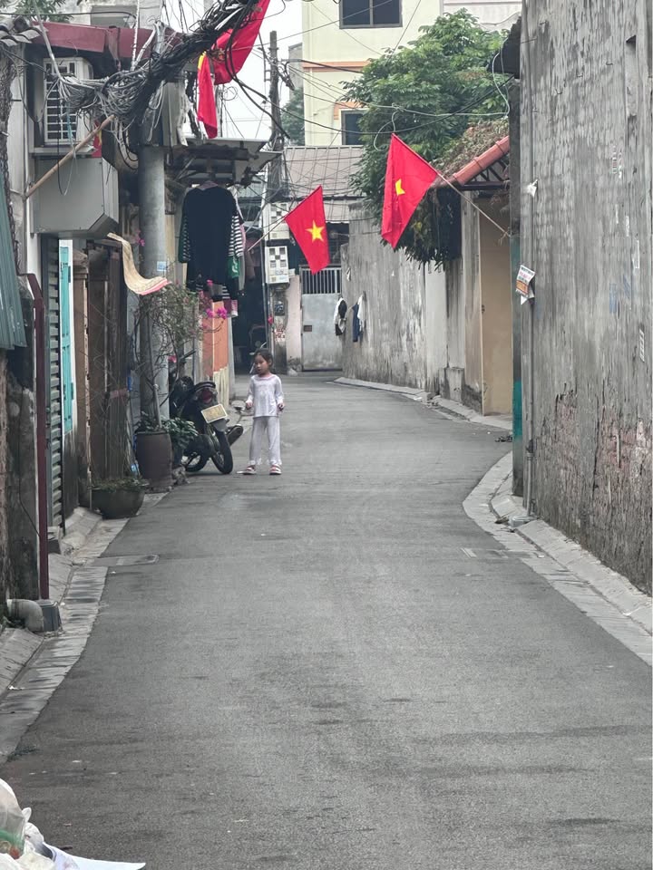 Nhà Riêng Bắc Từ Liêm 58m² 4 tỷ - Chính chủ bán, sổ đỏ cất két!